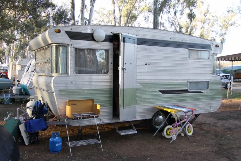 Mildura 2010 (Third Nationals) Vintage Caravans
